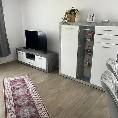 Ferienwohnung 2 In Direkter Naehe Zum Rhein Apartament Koblencja